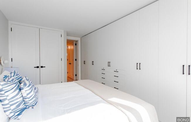 1 IRVING PL