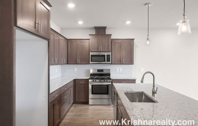 Beautiful Modern | ONE LEVEL 4BD | 2 BA | Single Family Home | Laurel Woods Community Located In Cornelius