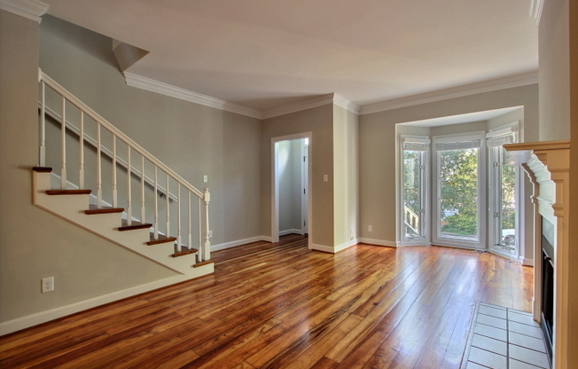 2 beds, 2.5 baths, 1,400 sqft, $2,650, Unit 409 A East Gaston Street
