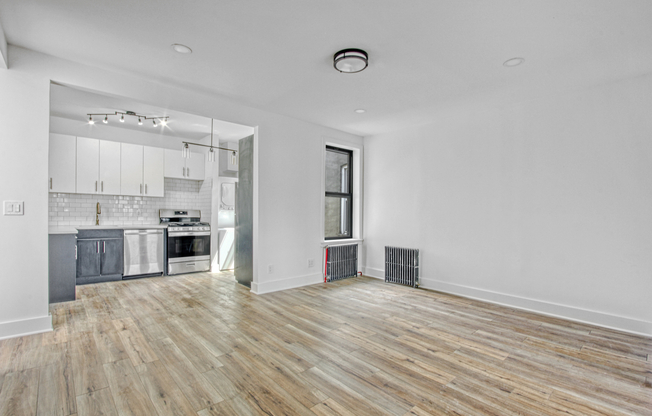 323 MIDWOOD ST
