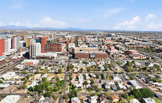 Elevate Your Urban Experience! Move in before the end of the month and get 10 weeks FREE Rent!