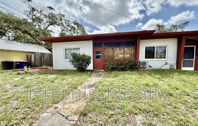 105 N LINCOLN AVE