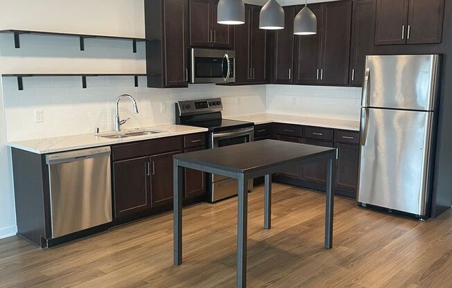 1 bed, 1 bath, 863 sqft, $1,550, Unit 221-A