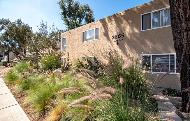 Studio, 1 bath, 329 sqft, $2,295, Unit 27-03