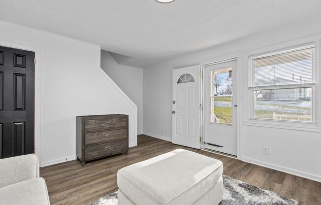 Charming 2-bedroom, 1-bathroom townhouse located in Midland, PA!
