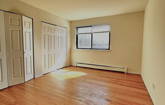 6954 Sheridan