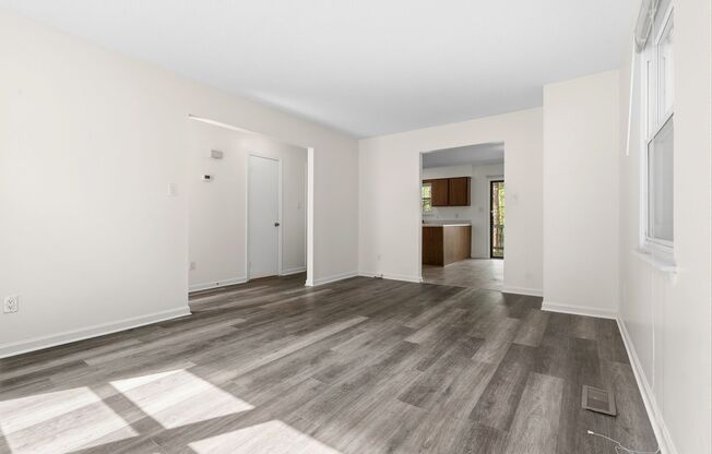 Fully Repainted 2be/1.5ba Duplex With Easy Access To The Highway