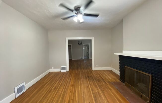 3 beds, 1 bath, $1,250