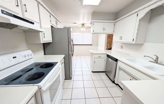 3/2 in the Heart of Edmond