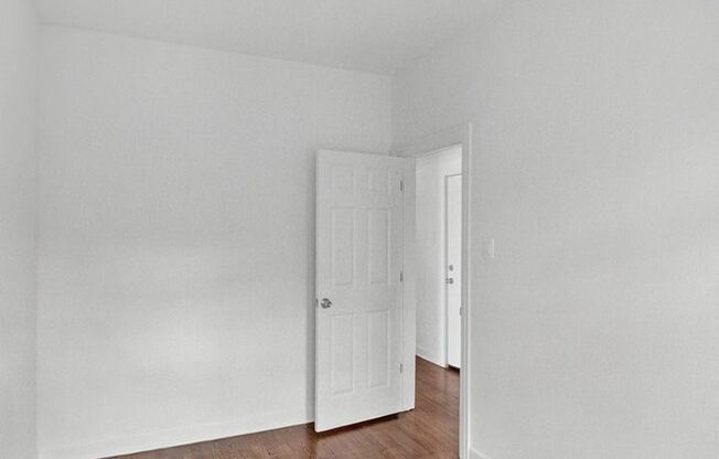 3 beds, 2 baths, 1,250 sqft, $2,600, Unit 6585-3