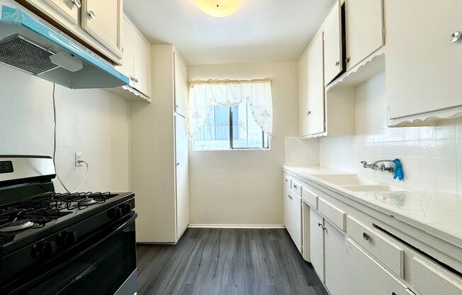 1 bed, 1 bath, 700 sqft, $1,790, Unit 3