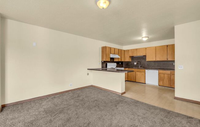 2 beds, 2 baths, $3,300