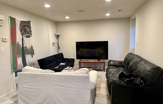 1 bed, 1 bath, 960 sqft, $2,000, Unit 1