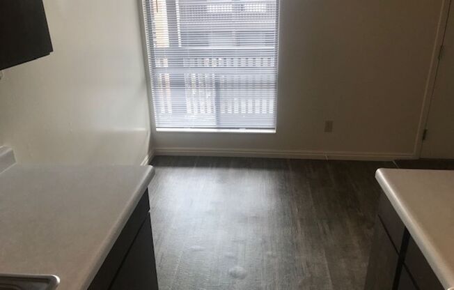 1 bed, 1 bath, 850 sqft, $850, Unit 4823