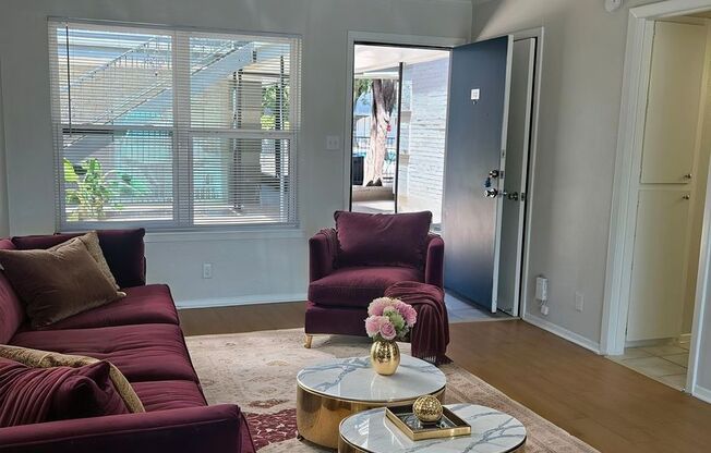 Studio, 1 bath, 400 sqft, $899, Unit ABB-2-113