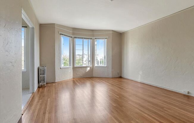 375 14th Avenue Apartments*