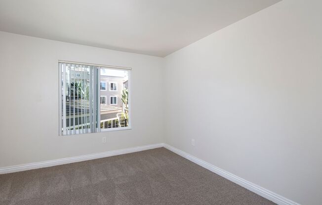 2 beds, 2 baths, 954 sqft, $2,895, Unit 202