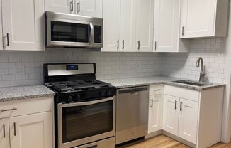 2 beds, 1 bath, $1,750, Unit 1622-3