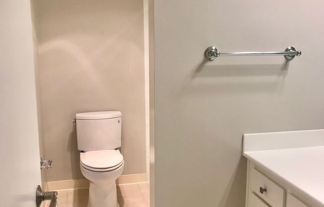 1 bed, 1 bath, 595 sqft, $2,895, Unit 203