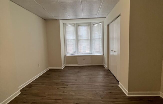 1 bed, 1 bath, 500 sqft, $1,350, Unit 402