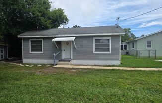 Studio - Walk to the Halifax River