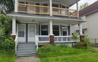 10602 EARLE AVE
