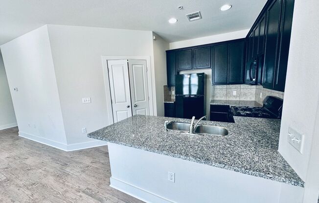 139 CREEKS - 2216
