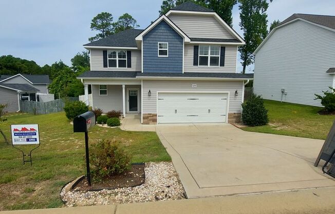 4 beds, 2.5 baths, $2,200