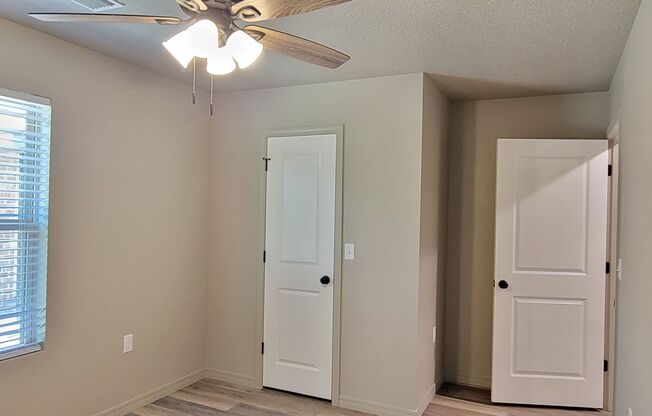 LUXURY 2 BEDROOM UNITS