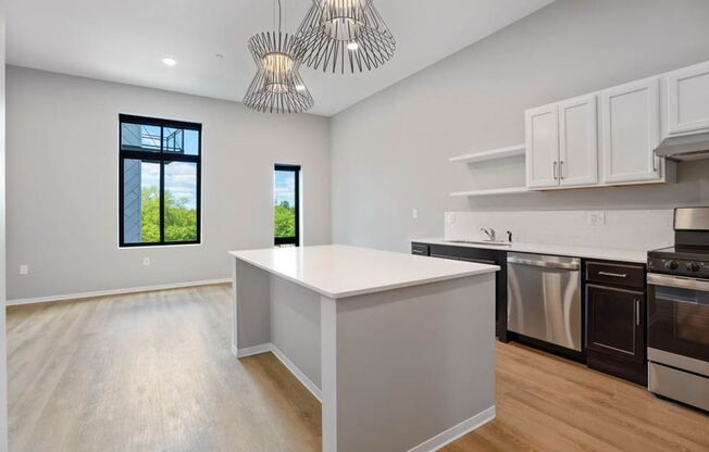 1 bed, 1 bath, 665 sqft, $1,250, Unit 1323