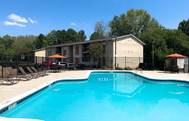 Resort Style Swimming Pool at Sienna Ridge in Atlanta, GA