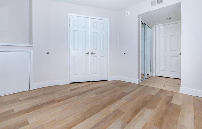 1 bed, 1 bath, 446 sqft, $1,371