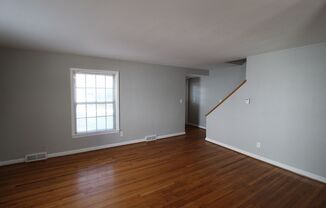 2 beds, 1 bath, $1,425, Unit 7608TER