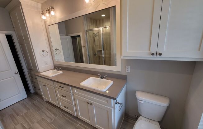 3 beds, 2.5 baths, 1,756 sqft, $1,950, Unit 16124 - 6