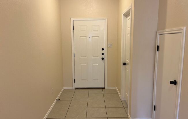 8705 Pensive Dr., Converse, TX. 78109