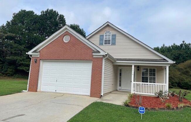 7910 Four Oaks Ct - 3DBR, 2 BTH Ranch Sits on Cul-De-Sac Street Near GA 138 and Close to I85.