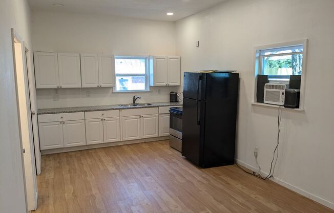 2 Bed 1 Bath with Fenced Yard
