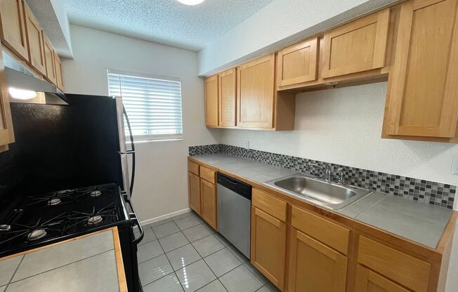 3 beds, 2 baths, 1,160 sqft, $1,950, Unit PEN-108A