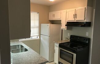 2 beds, 1.5 baths, $975