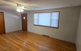 3 beds, 2 baths, $1,550