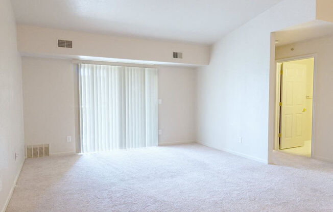 brightly lit luxury apartment in Taylor MI