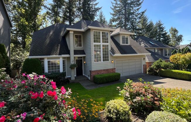 Lovely 4 Bedroom 2.5 Bathroom - Lake Oswego - A/C, Washer & Dryer, Community Amenities