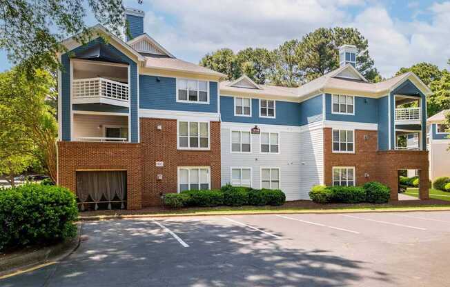 Crestline Cary Apartments