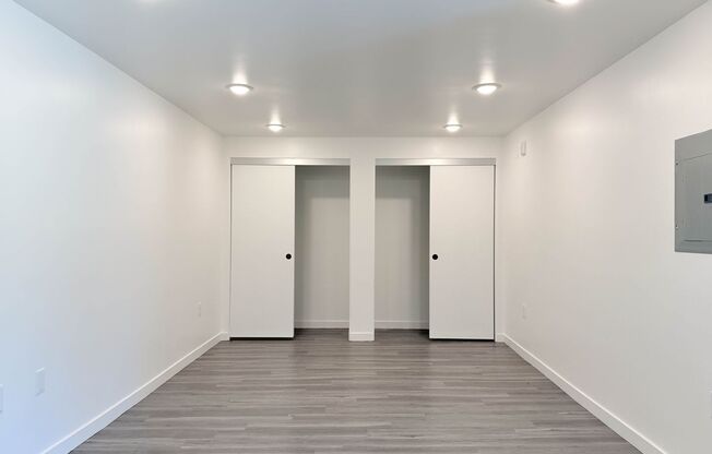 Studio, 1 bath, 285 sqft, $2,595, Unit 15