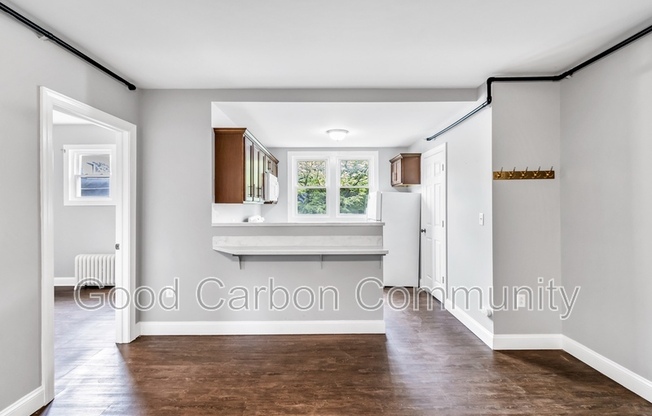 618 ELMWOOD AVE