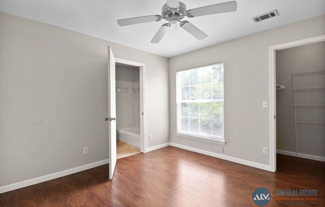 2 beds, 2 baths, $1,950, Unit UNIT 1517