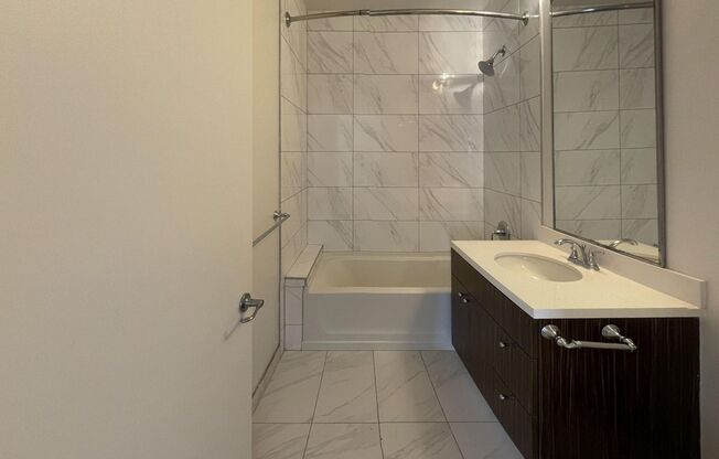 2 beds, 2 baths, 1,015 sqft, $2,991.25, Unit PH01