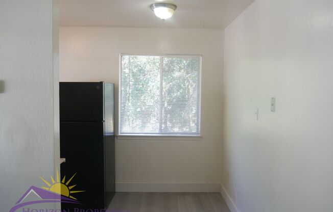 1 bed, 1 bath, $1,075, Unit 1617 Arcade Blvd #16