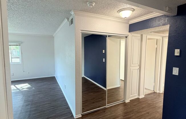 2 beds, 1 bath, 890 sqft, $2,590, Unit 304