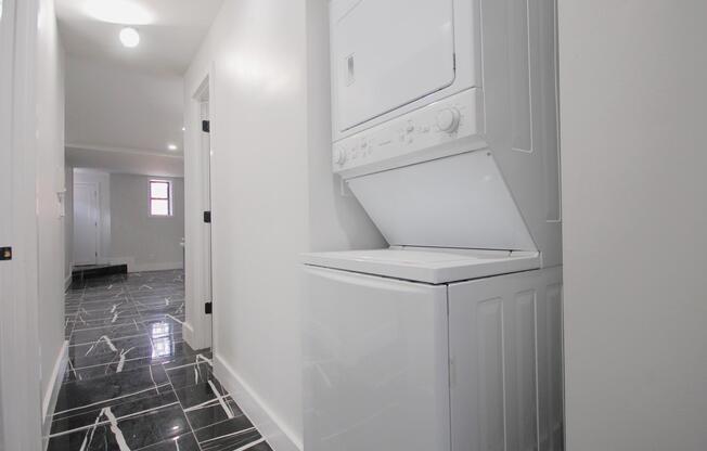 49 E 56 ST